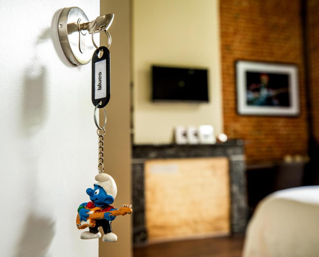 Rock Lobster City Lodge แอนต์เวิร์ป ภายนอก รูปภาพ